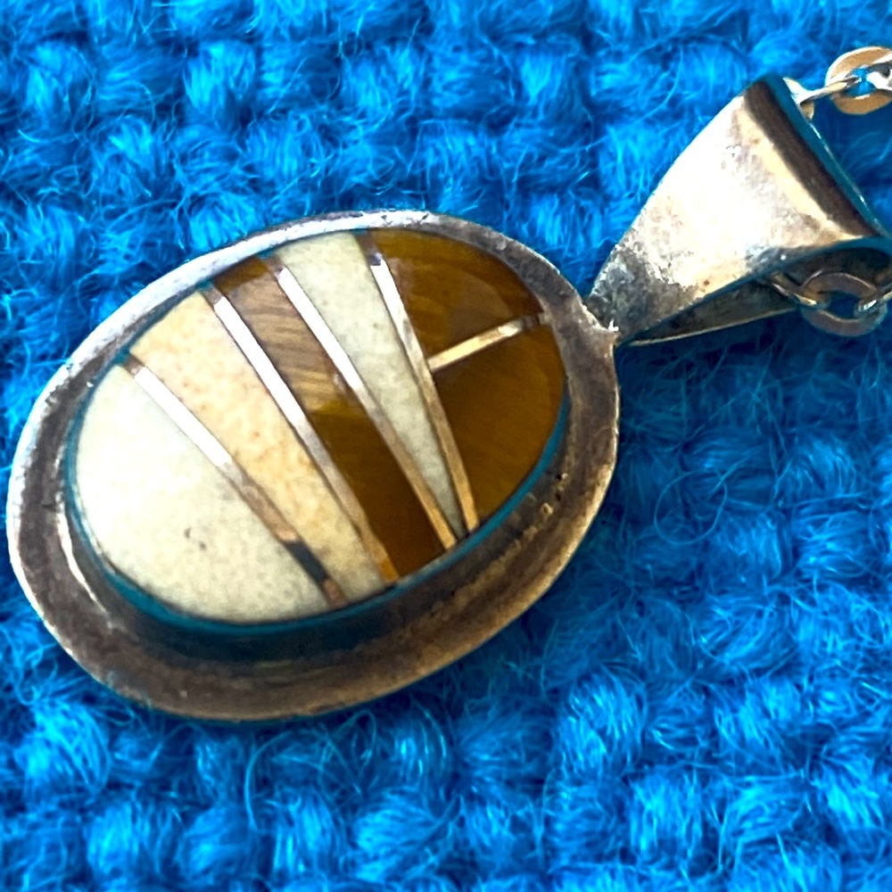 Richard Begay sterling silver inlay Tiger eye small pendant necklace